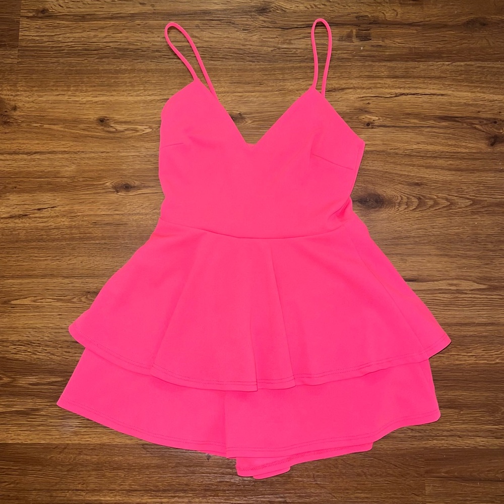 Love Culture Pink Romper Size Small